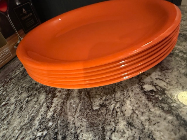 Orange Plastic Dinner Plates – Set of 6, Reusable Dinnerware - photo 3