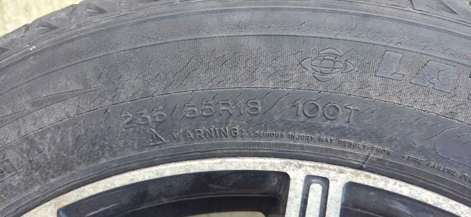 235/55R18 Michelin Winter Tires on 18" Alloy Rims – Set of 4 - photo 3