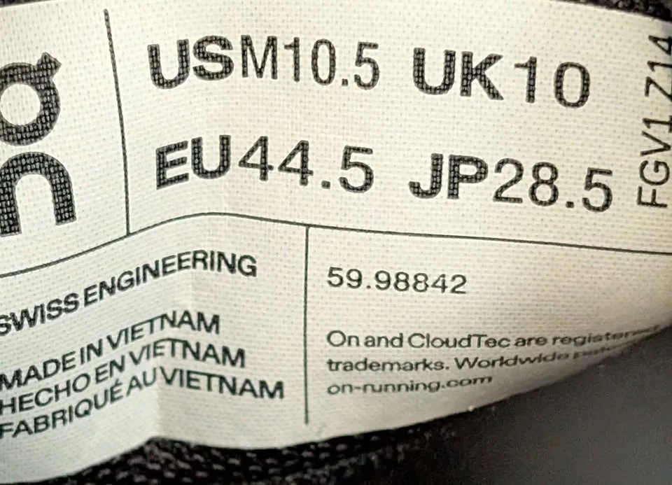 On Cloud 6 Men's shoes image indicator(4)