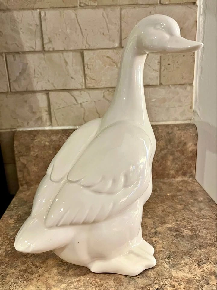 Vintage Small White Ceramic Goose Figurine - Desk & Shelf Decor