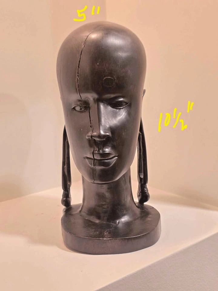 Vintage Hand-Carved African [Tanzanian] Ebony Wood Busts - Pair
