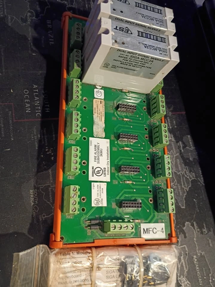 EDWARDS SIGNALING SIGA-MCC2A X2 + Board (New in Open Box) - photo 5
