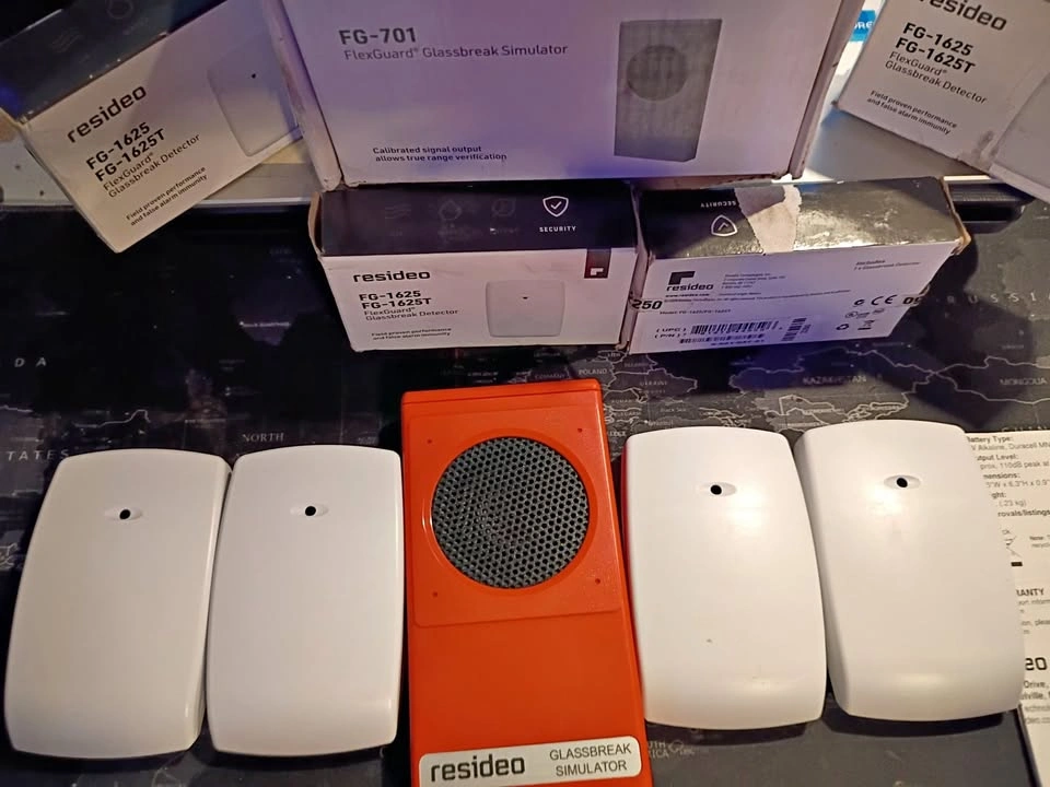 BRAND NEW Resideo FG-1625 Glass Break Detector + Simulator