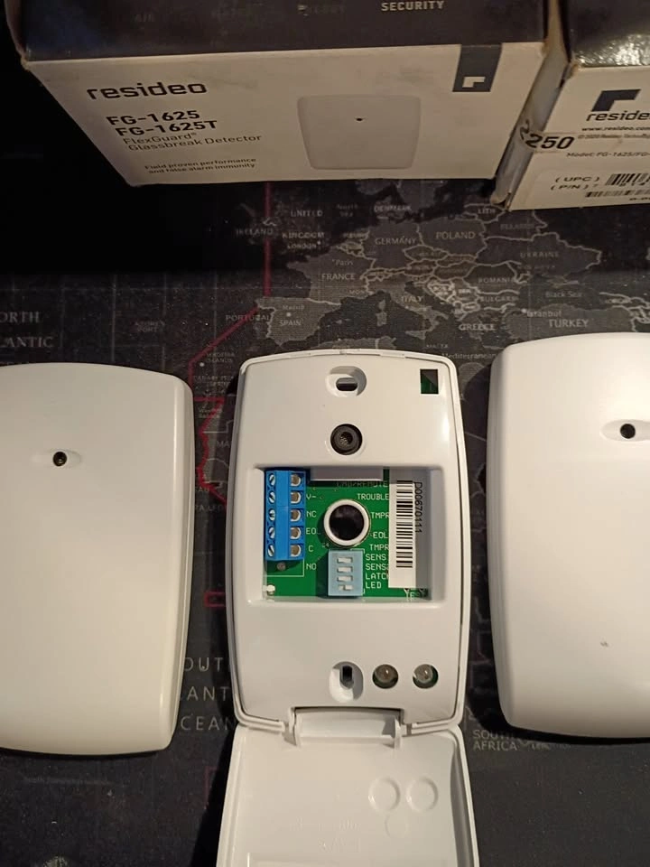 BRAND NEW Resideo FG-1625 Glass Break Detector + Simulator - photo 2