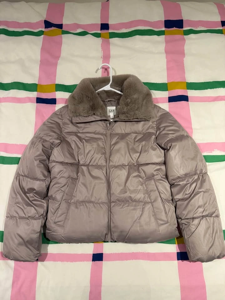 GAP Faux Fur Collar Puffer Jacket - photo 2