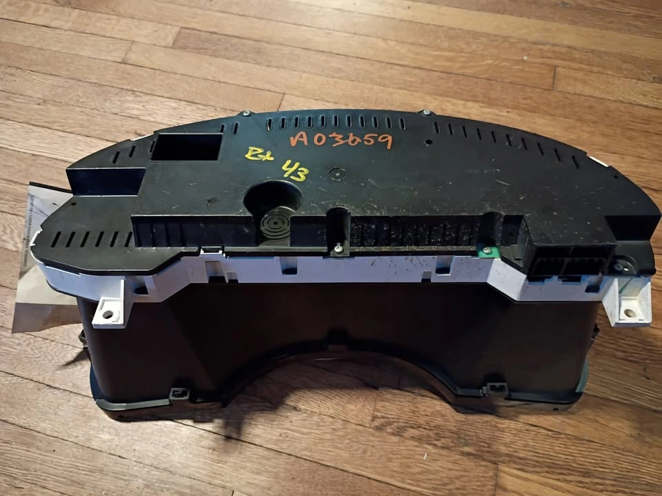 2007 Chrysler Pacifica Speedometer Instrument Cluster - photo 4