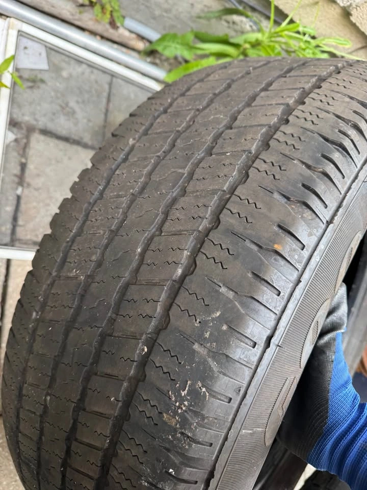 275/60R20 Used Tires (Pair / Set of 2) - photo 4