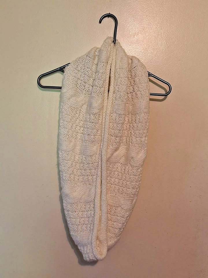 Tahari Cream Cable Knit Infinity Scarf