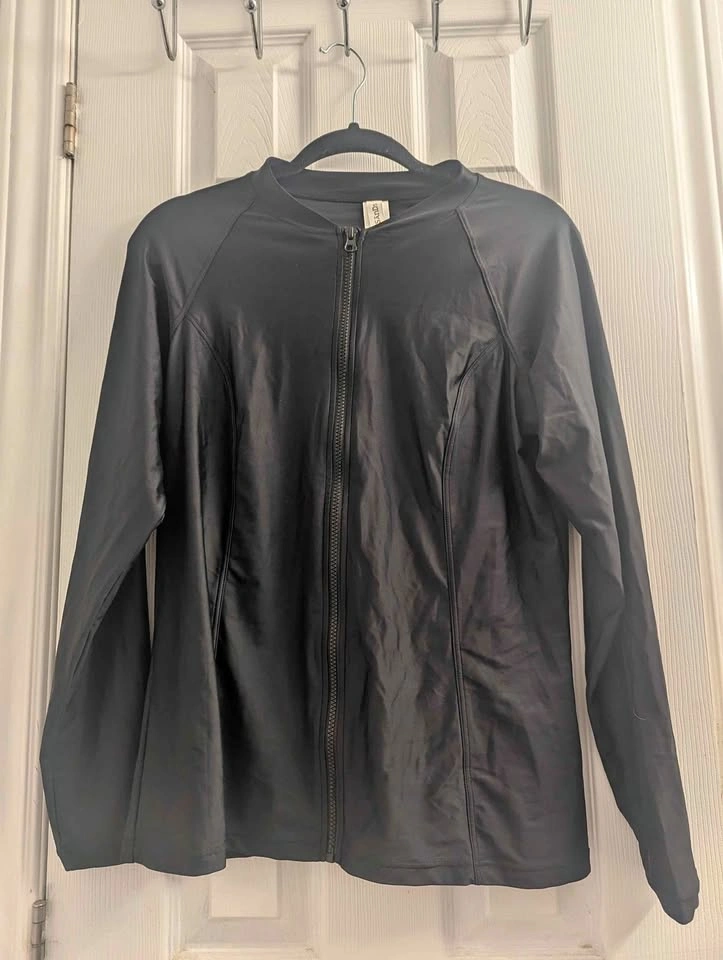 Artesands Black Swim Cover-Up Zip Jacket – CAN 16+