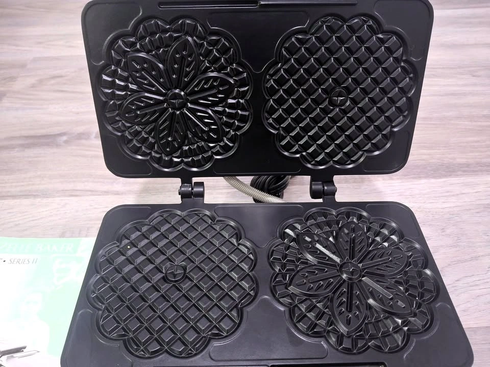 VillaWare Prego Pizzelle Baker 3600-NS – Italian Cookie Maker - photo 4