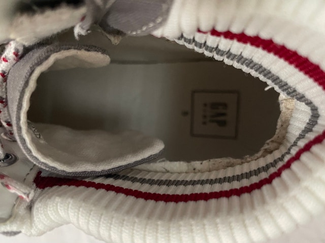 GAP Kids Size 5 High-Top Canvas Sneakers - photo 3
