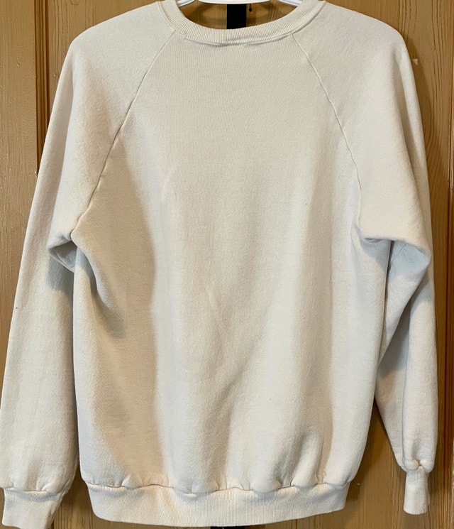 LG Youth 1986 Vintage Walt Disney World Anniversary Sweater - photo 2