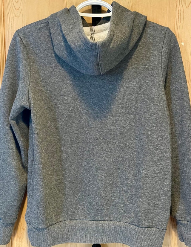NWOT Boys Large Levi’s Hoodie - photo 2