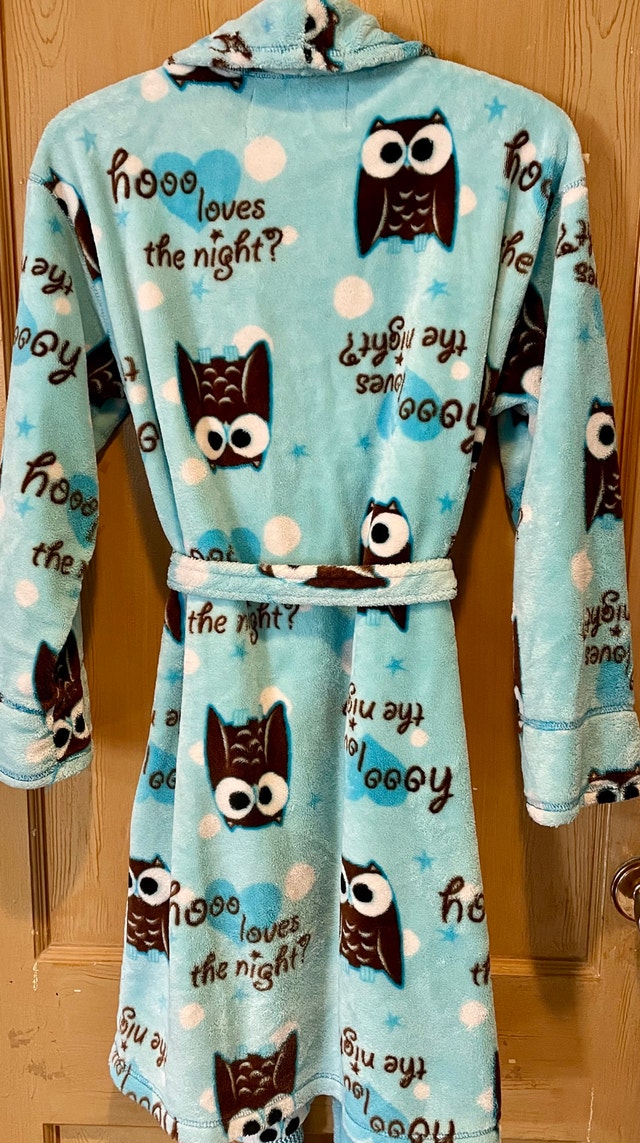 Lot of 2 XL Girls Plush Robes - photo 4