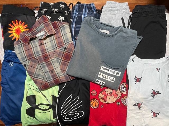 12pc. Boys Medium Clothing Lot
