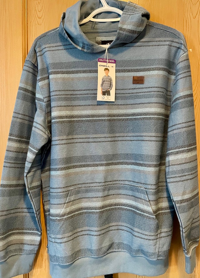 NWT O’Neill Youth XXL Striped Hoodie