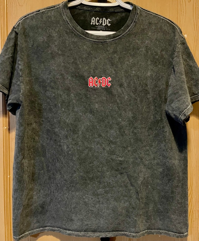 AC/DC - Small - Black Mineral-Wash Short-Sleeve Tee