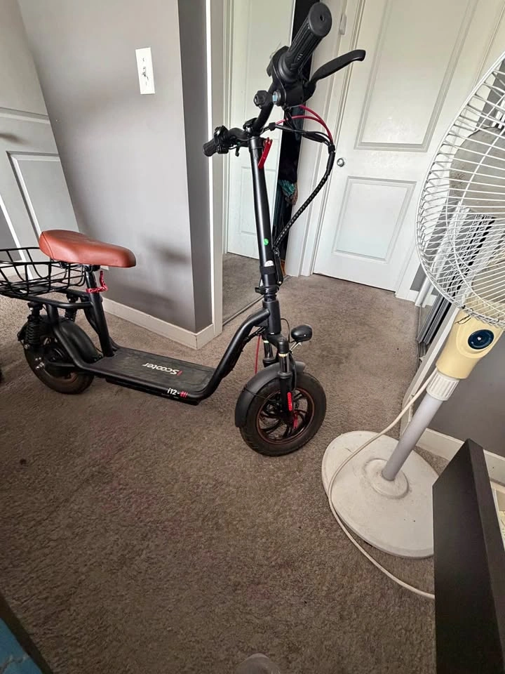 iScooter i12 Electric Scooter