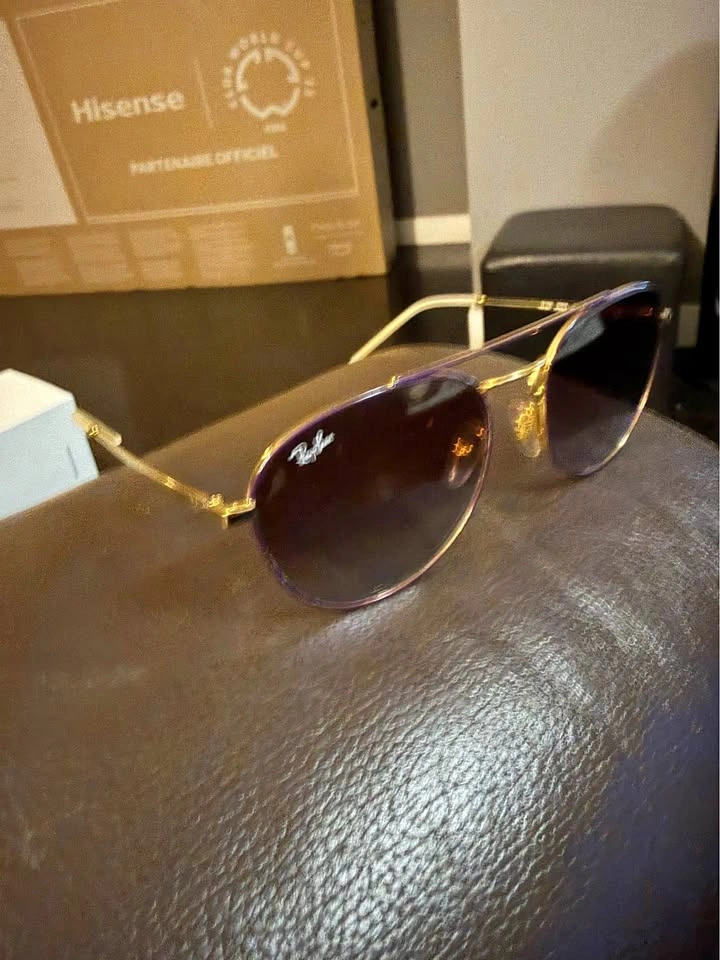 Ray ban