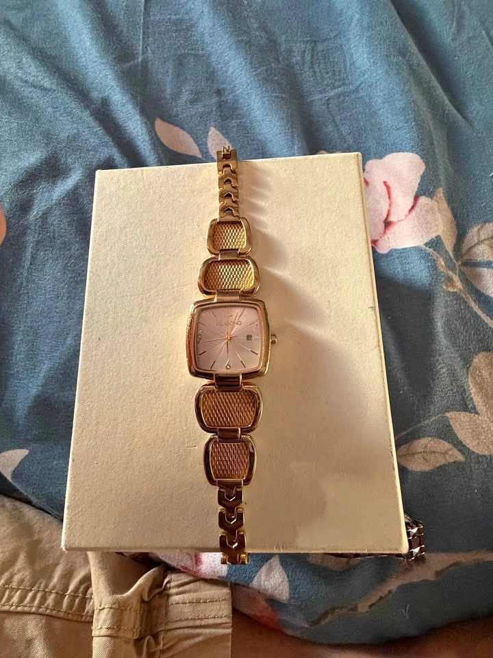 Billabong Evoke Gold-Tone Stainless Steel Watch