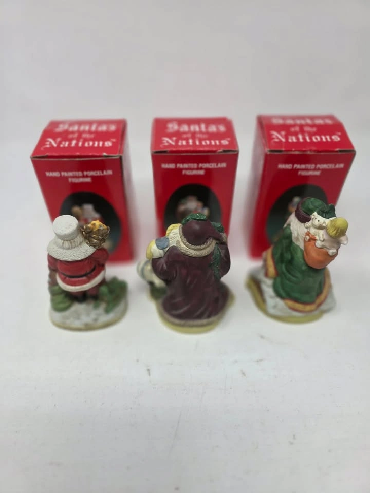 Vintage Santas of the Nations Porcelain Figurines Lot of 3 - photo 3