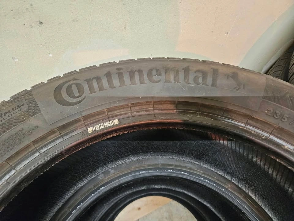 Set of 4 Continental UltimateContact 19 in Winter tires - photo 3