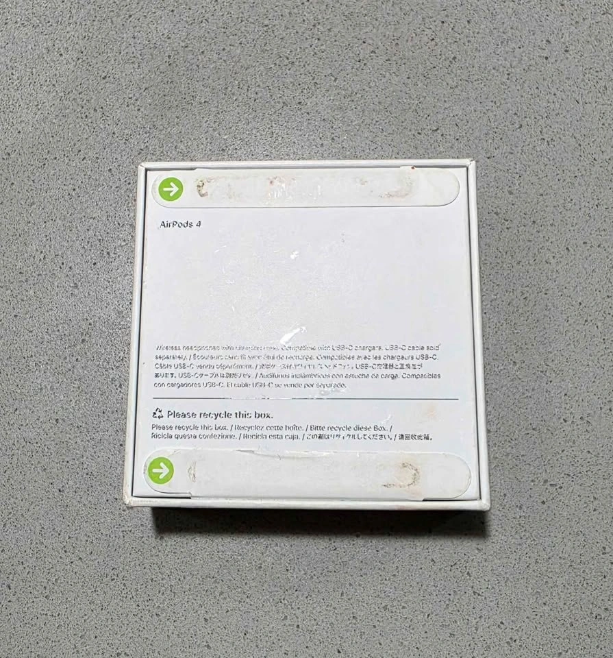 Brand New Airpods4 - photo 3