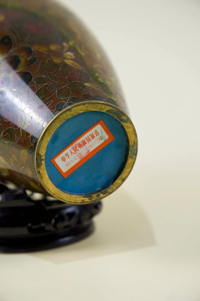 Vintage Chinese Cloisonné Vase with Wooden Stand - photo 4
