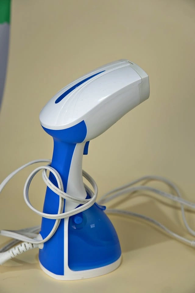 Hamilton Beach Handheld Garment Steamer 11555C