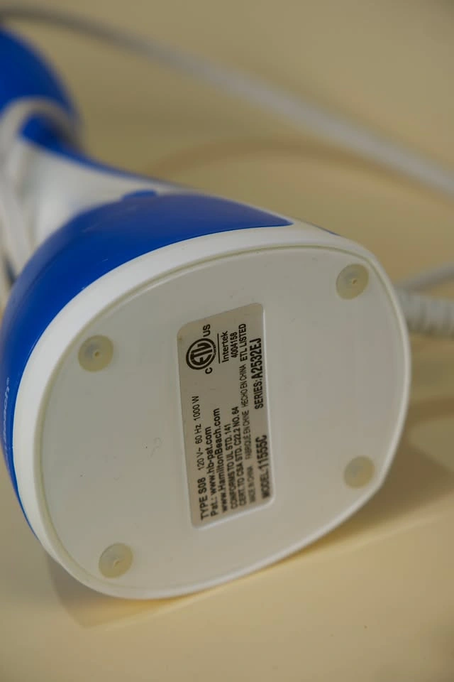 Hamilton Beach Handheld Garment Steamer 11555C - photo 2