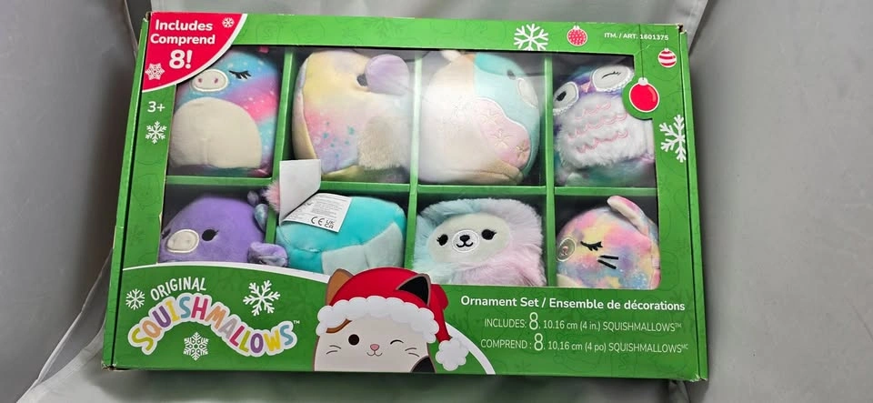 Squishmallows Christmas Ornament Set 2023 - 8 pack, in box