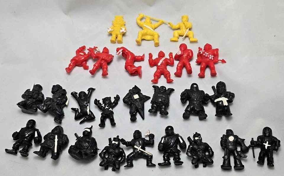 VINTAGE Panosh NINJA MITES 1986 lot of 26 retro toy figures