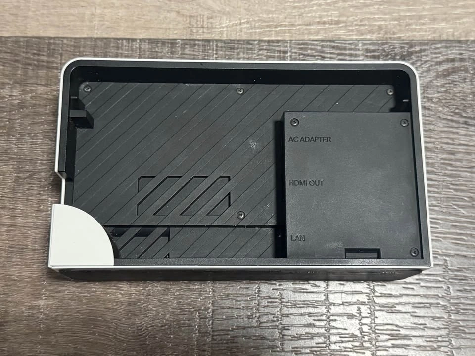 Nintendo Switch OLED Console DOCK *Missing Back Plate* - photo 2