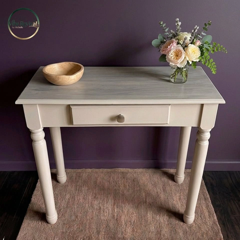 Elegant Farmhouse Entryway Sofa Table – Cathedral Taupe - photo 3