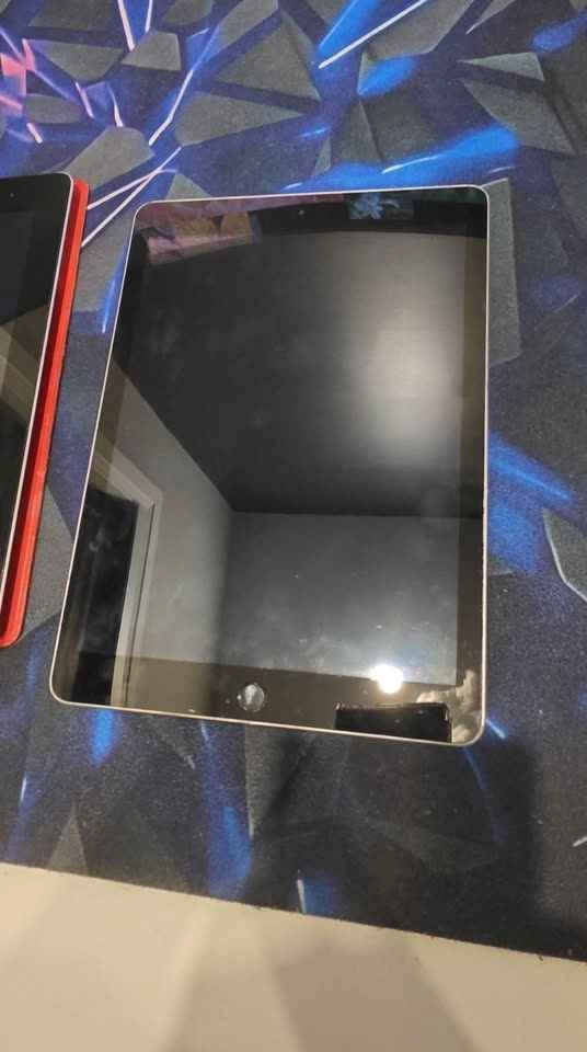 Tablets ($150 for all) - photo 4