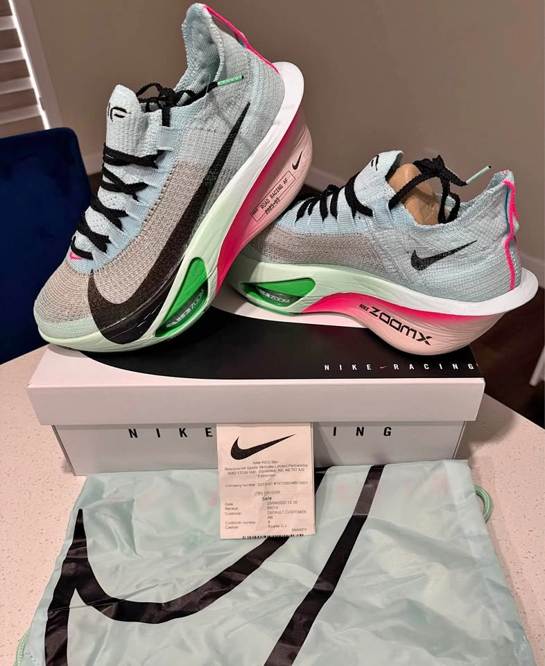 Nike Alpha Fly 3 - Size 9.5
