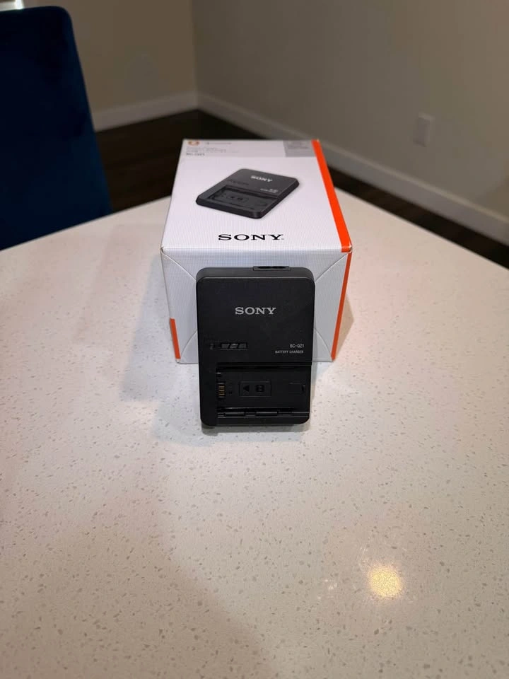 Sony A6700 Complete Camera Kit - photo 3