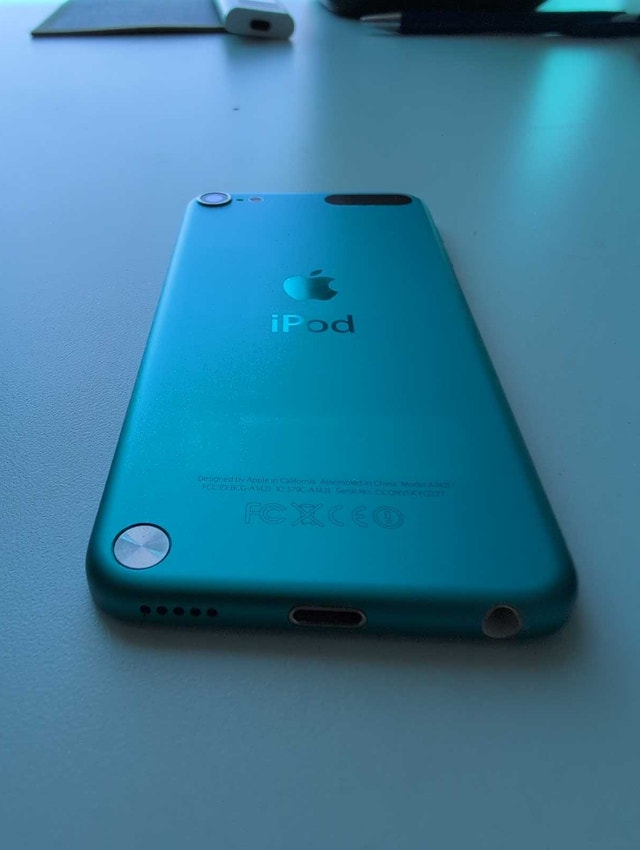 iPod Touch 5 - photo 3