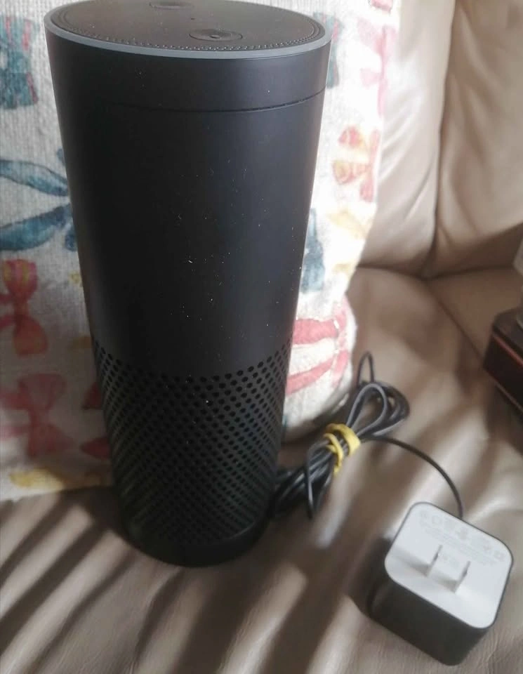 Amazon Echo (1st Generation) Smart Speaker - photo 2