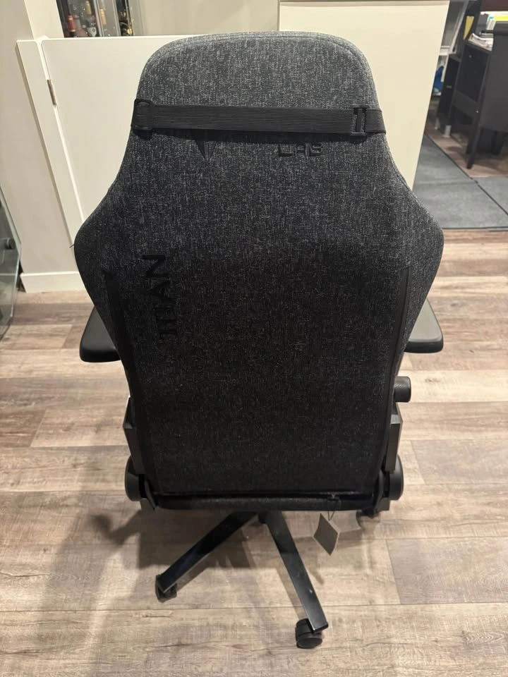 Secretlab TITAN 2020 Gaming Chair - Black SoftWeave - photo 4