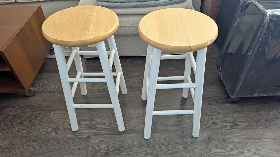 Bar stools X2 (Height: 2 feet) thumbnail