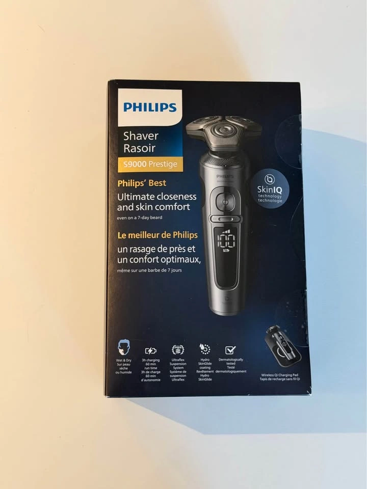 BNIB - Philips S9000 Prestige Electric Razor