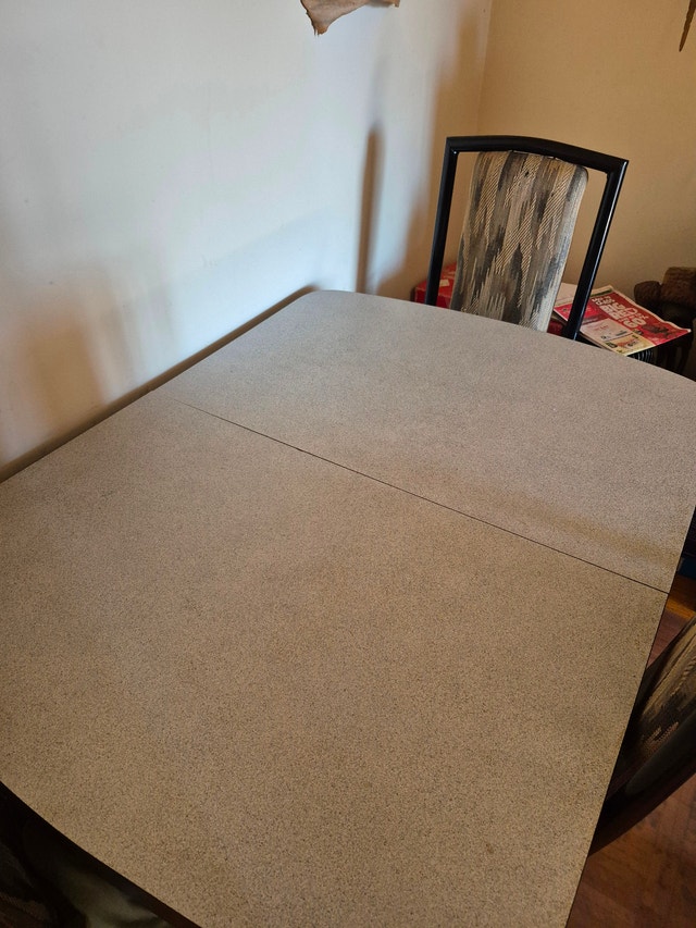 Dining table with 4 chairs. 36" x 48" table with 12" extension. - photo 4