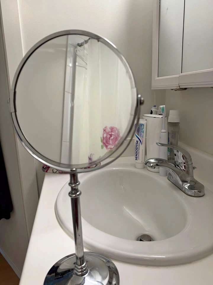 Danielle Creations D840 Pedestal Mirror