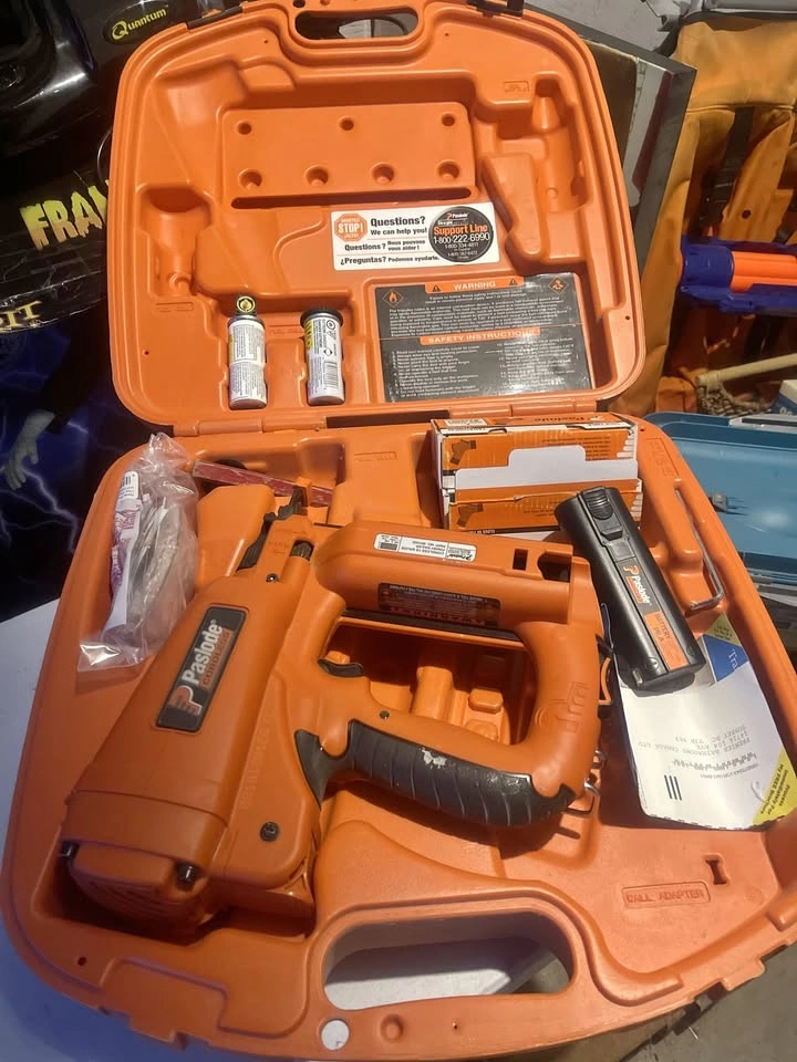 Paslode Cordless Finish Nailer Kit with Case — Brad Nails Includ