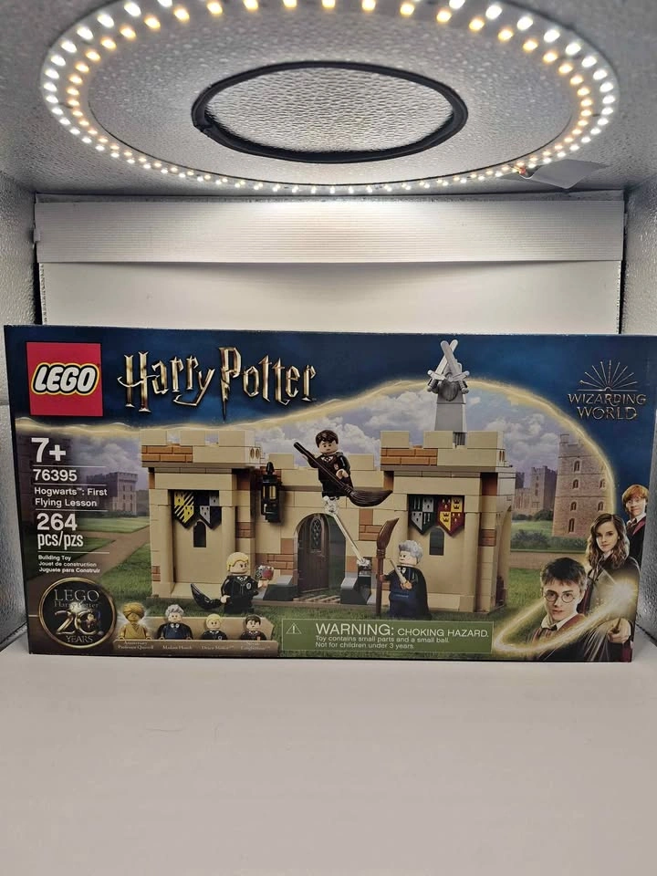LEGO Harry Potter Hogwarts: First Flying Lesson (76395)