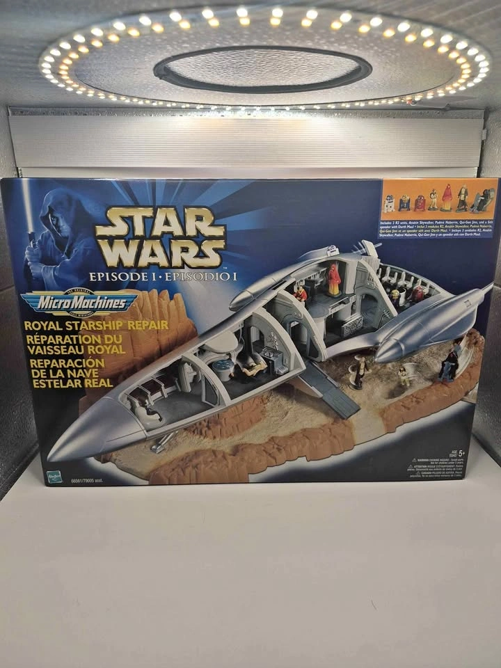 Star Wars Micro Machines Royal Starship Repair Vintage 1999