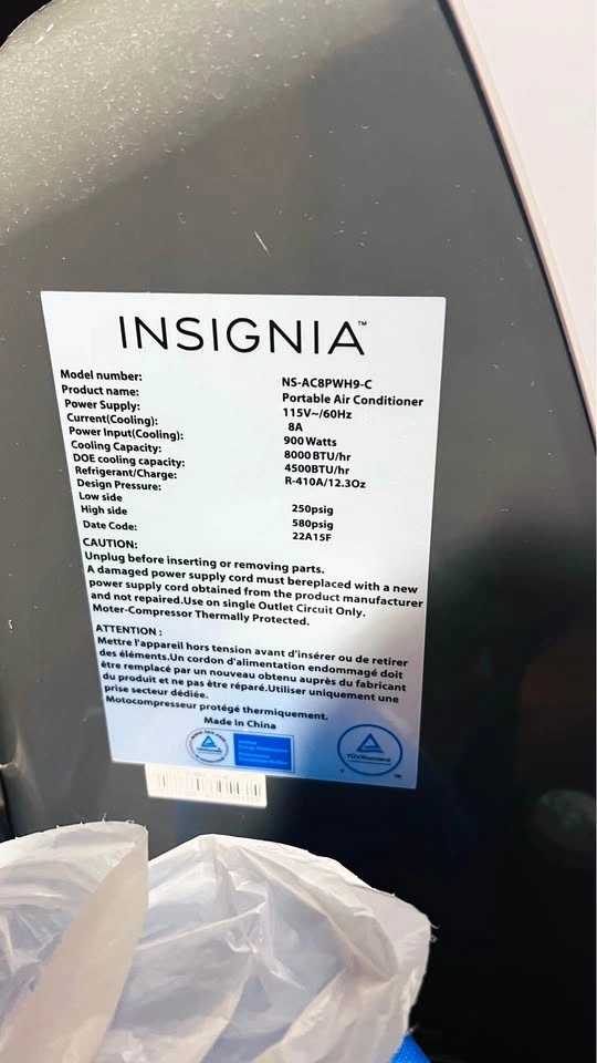 Insignia Portable Air Conditioner 8000 BTU - photo 3