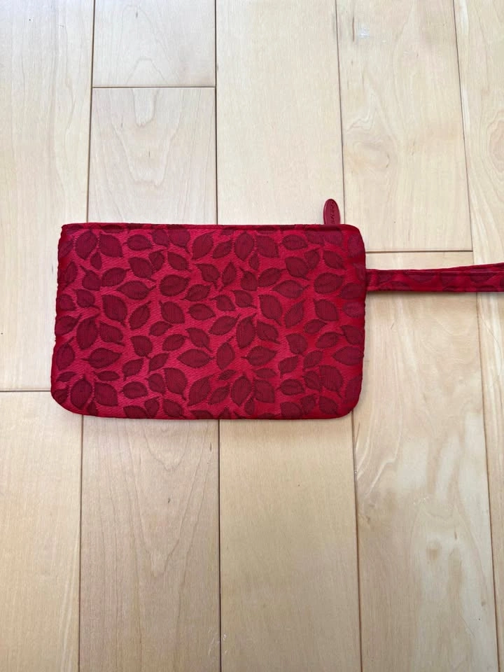 FREE Red Shiseido Makeup/Toiletry Bag