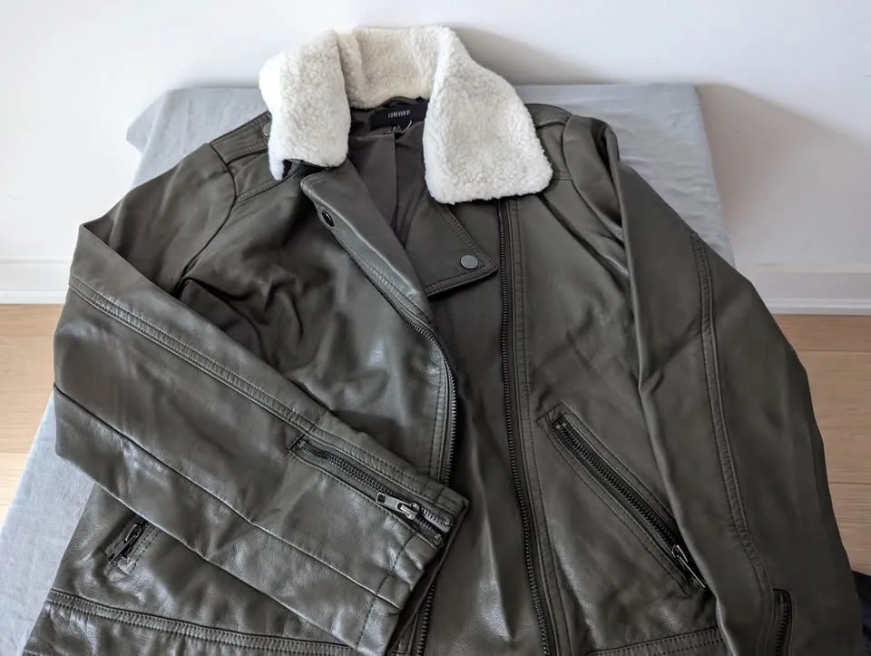 Forever 21 Olive Green Faux Leather Jacket Size S Womens thumbnail